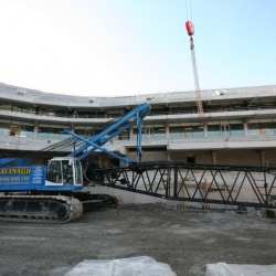 280 ton crawler crane after erecting pre cast at the new Aviva stadium